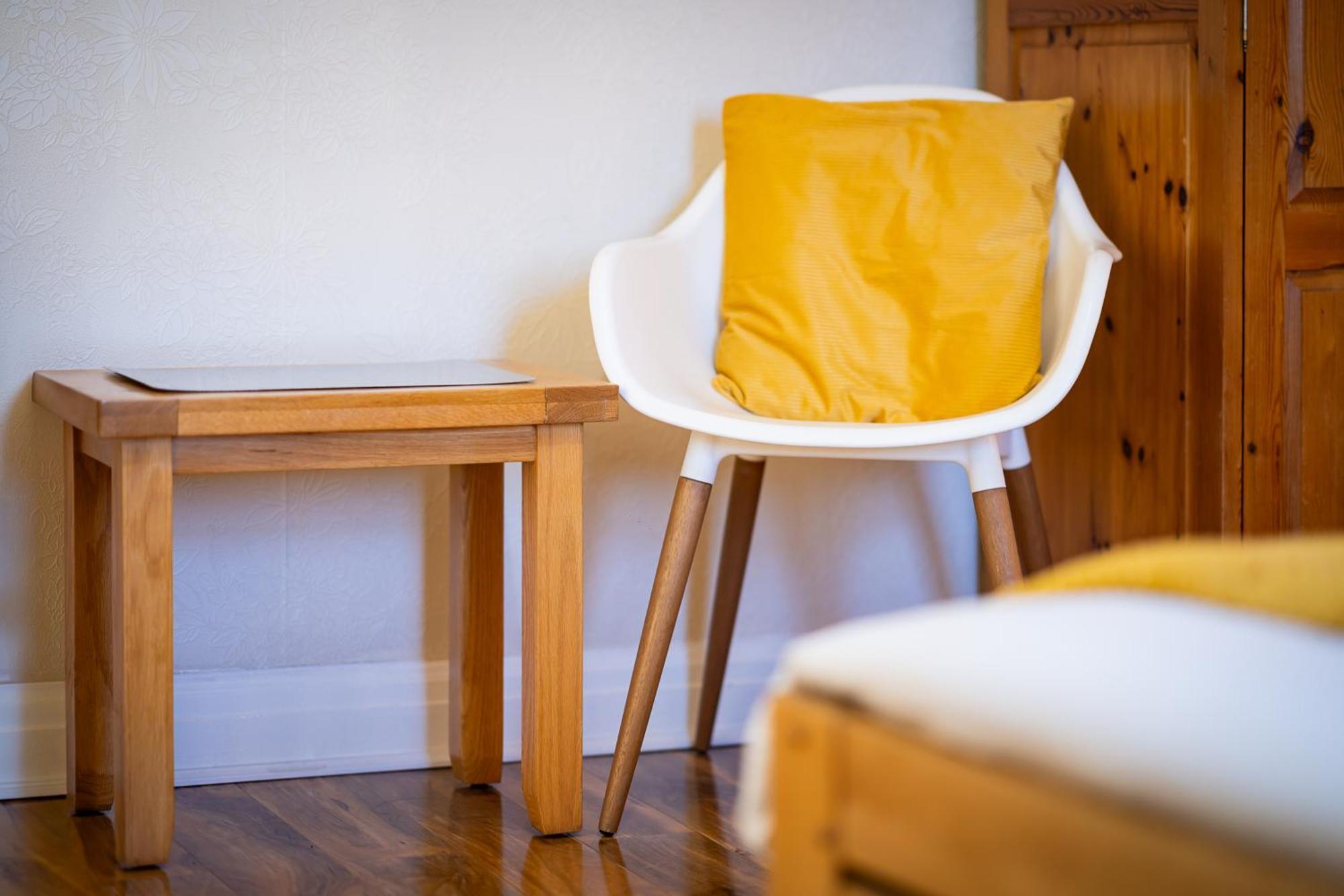 Luxury 4-bedroom Townhouse, Free Parking, Near Portobello Beach, Sleeps 8 Apartment Edinburgh